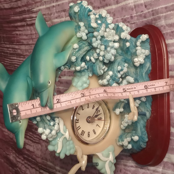 Vintage dolphins clock - Picture 5 of 5